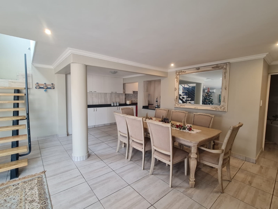 3 Bedroom Property for Sale in Fonteine Park Western Cape